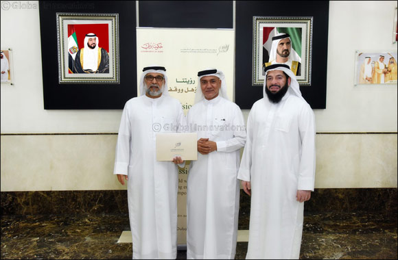 Awqaf and Minors Affairs Foundation Hands-over Cheque for AED1.2 Million to Tarahum Charity Foundation