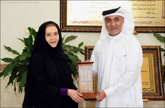 Emirati Woman Marks ‘Year of Zayed' with Donation of AED5 Million to Awqaf and Minors Affairs Foundation's First Education Endowment