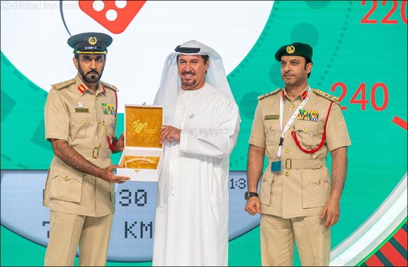 Salem Ahmad Almoosa Enterprises Chairman honoured by Dubai Police for supporting White Points System for the 7th consecutive year