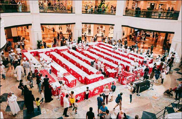 Mall of the Emirates' show-stopping Stollen Charity Cake Sale raises more than AED 105,000 for Emirates Red Crescent