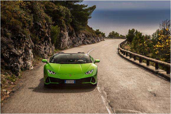 Automobili Lamborghini continues its global growth and marks new historic highs: 8,205 cars delivered in 2019