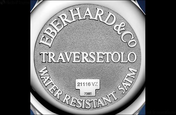 Traversetolo Vitre in blue dial makes stunning impact