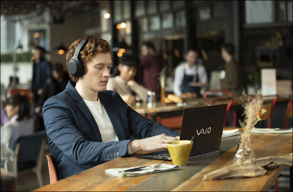 The Best Just Got Better – Sony Middle East & Africa Announces WH-1000XM4 Industry-Leading Wireless Noise Cancelling Headphones WH-1000XM4 in Black and Platinum Silver