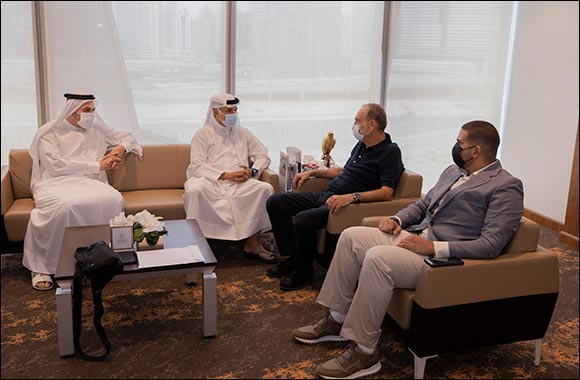 Dubai Sports Council Discuss Cooperation with Former Israel and Chelsea Coach Avram Grant