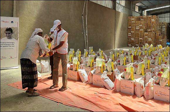 Aster Volunteers Donate 75 tonnes of Food to 1500 Underprivileged Families in Yemen