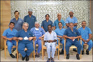 Aster Hospital Doctors in Bangalore, India Successfully Remove more than 8kg Hanging Tumor on the Fa ...