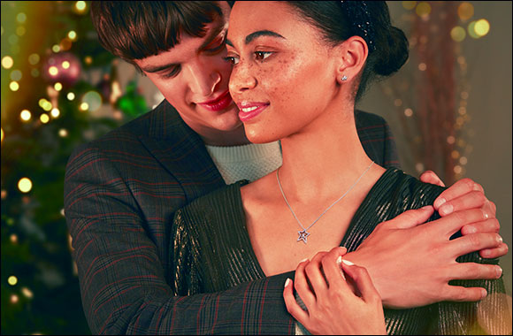 To the Moon and Back: Pandora's new Moments Collection Celebrates Togetherness this Season