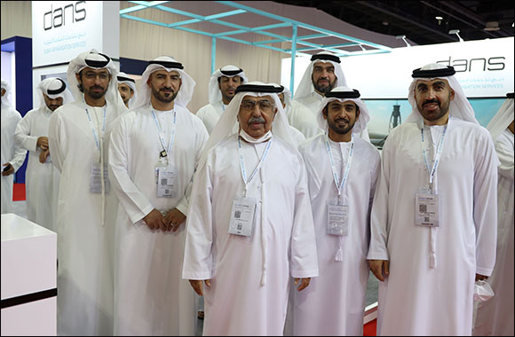 dans briefs His Highness Sheikh Ahmed on achievements at Airport Show