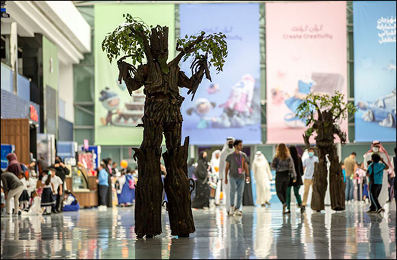 ‘Walking Trees' Wandering the Halls of SCRF 2022 Raise Awareness about the importance of Nature and its Preservation