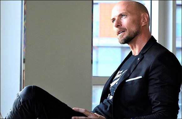 Hollywood Actor, Musician, Artist Luke Goss embraces Art be a Part and Donates $100,000 Serigraphs to Auction at TiLT Festival