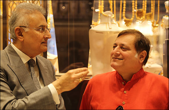 Bollywood Actor Manoj Joshi Visits Kanz Jewels Showroom in Dubai