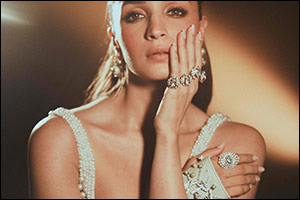 Alia Bhatt Shines in Malabar Gold & Diamonds Jewellery at the  MET Gala, the World's Most Prestigiou ...