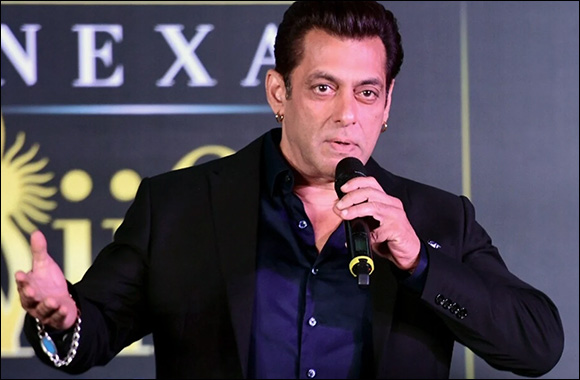 IIFA Throwback: When Salman Khan Broke Down Remembering his Initial Struggle in Bollywood