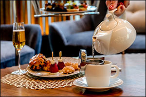 An Embodiment of Elegance: A Splendid Signature Afternoon Tea to Celebrate Emirati Women's Day at So ...