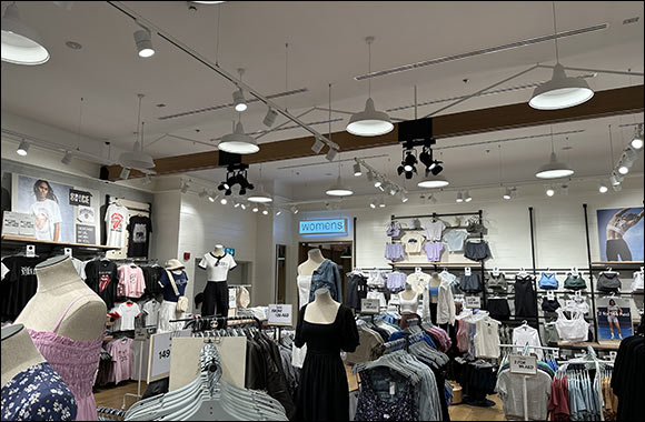 Cotton On: Free Denim Customization and Gift Vouchers Await You this Weekend at Deira City Center & Dubai Hills Mall