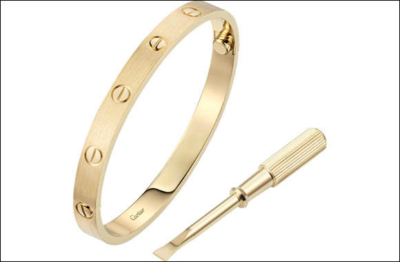The Love Bracelet: When Function Meets DÉCOR