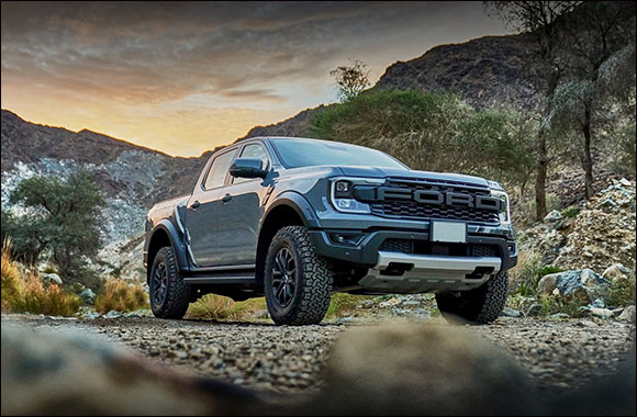 Ranger Raptor Boasts Motorsport-Inspired Customizable Performance Shift Indicator Borrowed from Mustang