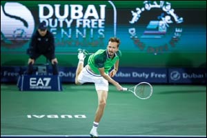 Medvedev to face Humbert in semis as World NO4's quest to defend Dubai title continues