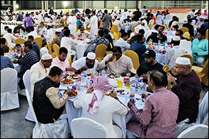 Al Haramain Group shares its business growth by hosting UAE's largest Iftar for 5,000 people as it e ...