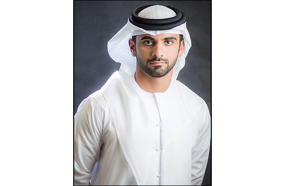 Mansour bin Mohammed congratulates Hamdan bin Mohammed on the Qatar-UAE Super Shield crown