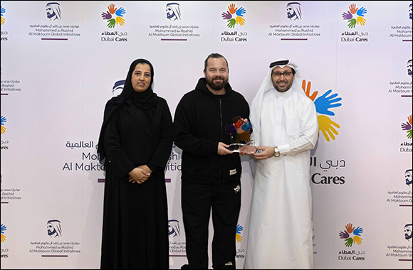 The Giving Movement donates over AED 3 million to Dubai Cares to provide emergency relief to the people of Gaza
