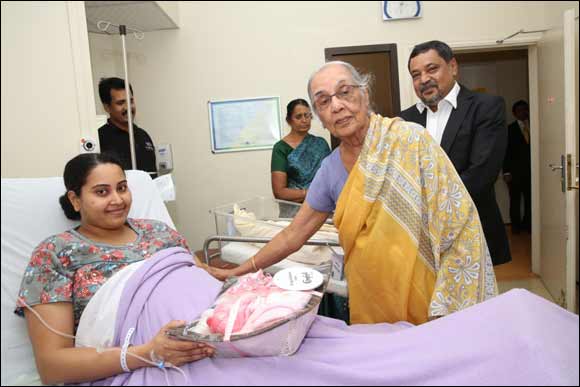 Unilever and Zulekha Hospitals join hands to celebrate New Mothers