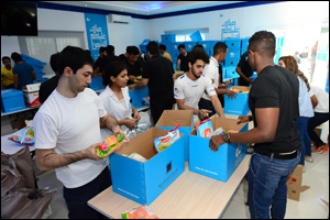 Mawaed Al Rahman turns into a true community initiative as volunteers from diverse walks of life join hands with du staff