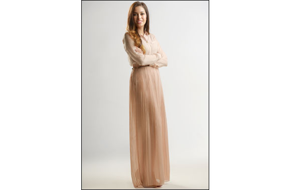 9 Beauty Tips to Beat the Blues and Look Fabulous All Month Long!