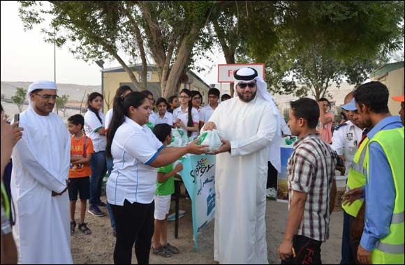 Youth initiative 'Convoy to Feed 2015' welfare 300 landfill workers this Ramadan
