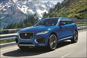 F-PACE Power Loop Showcases Spectacular New Jaguar