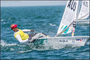 Stars turn on Abu Dhabi super show in ISAF Sailing World Cup Final