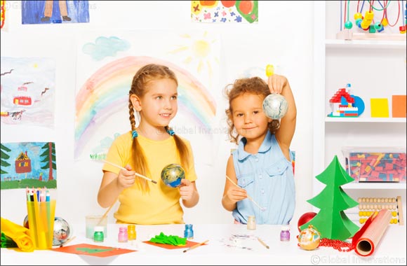 the HO-HO-Holidays! Celebrate the Festive Season at Caboodle!