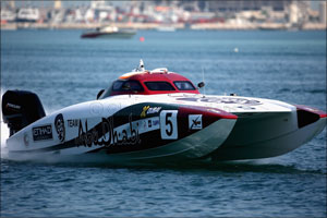 Team Abu Dhabi chase XDubai all the way as XCAT world title race heads for dramatic climax