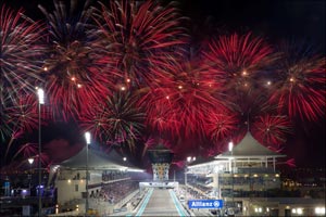 Thrilling Abu Dhabi Grand Prix Finale sees Nico Rosberg finish the season in style