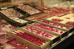 Shoppers treated to world firsts and stunning jewellery pieces at this year's Dubai International Jewellery Week