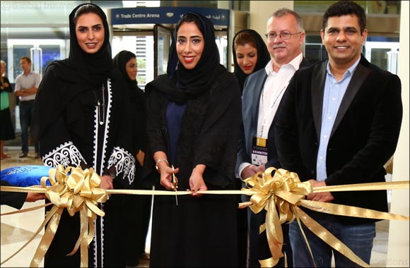 H.E. Mona Ghanem Al Marri inaugurates the Modern Woman Show