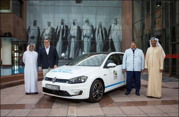 Al Nabooda Automobiles delivers final Volkswagen Golf GTE to Dubai Municipality