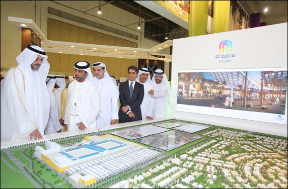 H.H. Sheikh Sultan bin Mohammed bin Sultan Al Qasimi, Crown Prince and Deputy Ruler of Sharjah visiting Al Zahia's stand during ACRES Middle East.