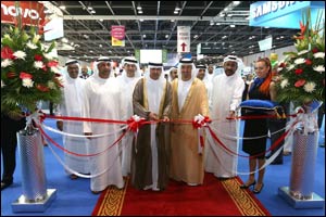 His Excellency Sami Al Qamzi inaugurates GITEX Shopper Spring 2016