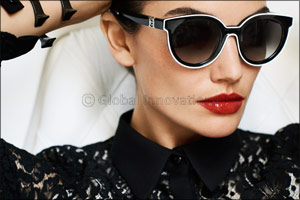 Carolina Herrera Collaborates with Mario Testino for Fall Campaign