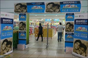 LuLu Hypermarkets' UAE Consumers Support Literacy Through Dubai Cares