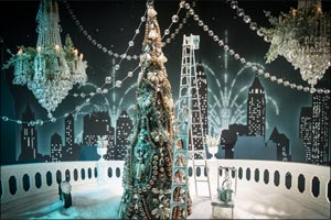 Tiffany captures the sparkle of the season in its 2016 holiday windows and campaign