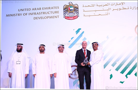Nissan Wins �Best Road Safety Innovation Campaign by an Automobile Company' Award at ME Road & Bridge Forum