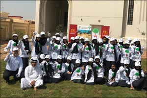Al Manar Model School Students join McDonald's UAE and the Emirates Environment Group in an effort to ‘Plant a Greener Future'