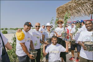 L'Oréal Middle East's employees lead beach clean-up on 5th Citizen Day Celebration