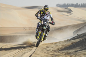 Prokop, Quintanilla Hit the Front in Abu Dhabi Desert Challenge Powered by Nissan