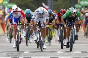 UAE Team Emirates' Alexander Kristoff Narrowly Misses Out on a Stage Win in a Tight Sprint Finish