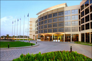 Centro Sharjah Eliminates Use of Plastic Straws