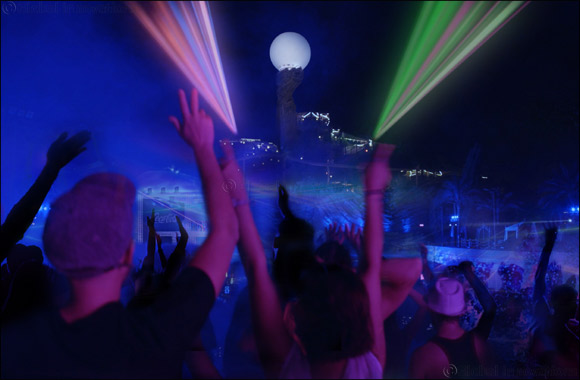 Neon Nights Closing Party Presented by �Ministry of Sound�