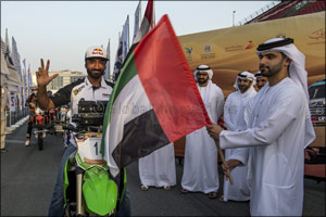 Sheikh Mansoor flags off competitors in Dubai International Baja